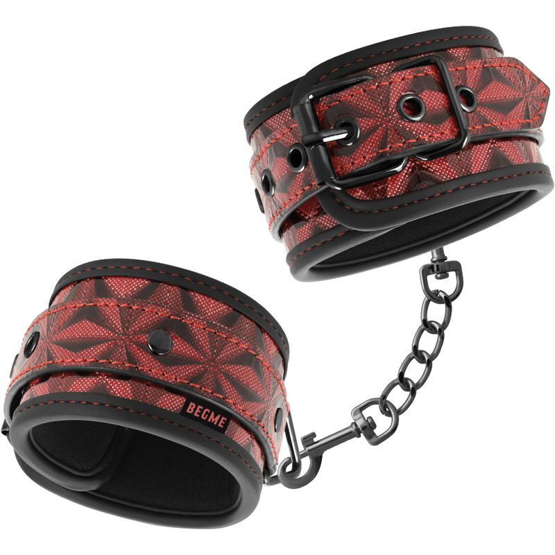 BEGME - RED EDITION PREMIUM HANDCUFFS WITH NEOPRENE LINING BEGME - RED EDITION PREMIUM HANDCUFFS WITH NEOPRENE LINING