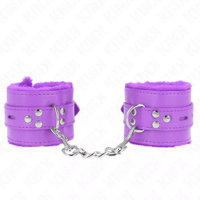 KINK - PELZGEFÜTTERTE HANDGELENKFESSELN MIT QUADRATISCHEN LÖCHERN, LILA UND LILA GÜRTEL, VERSTELLBAR 17-29 CM X 6 CM