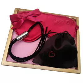 INEDIT - KIT DE FOUET DOMINATRIX